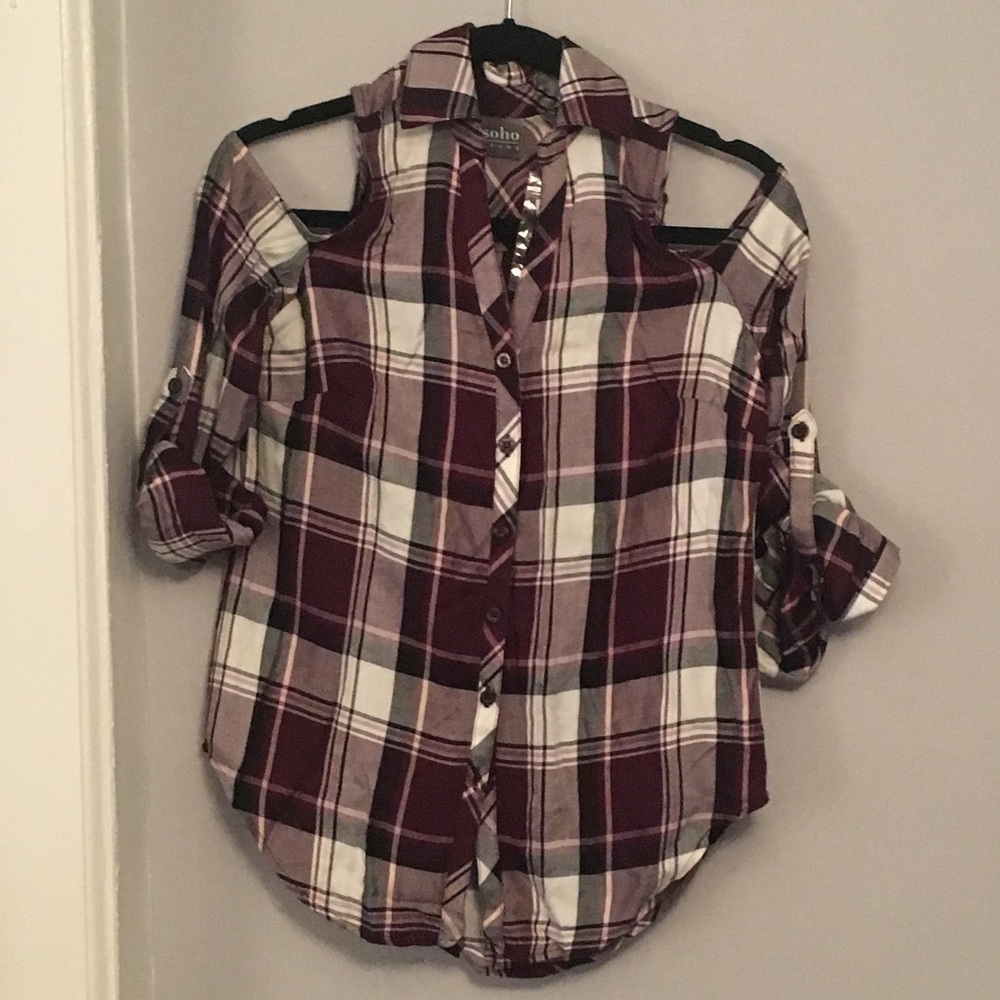 Cutout shoulder button down